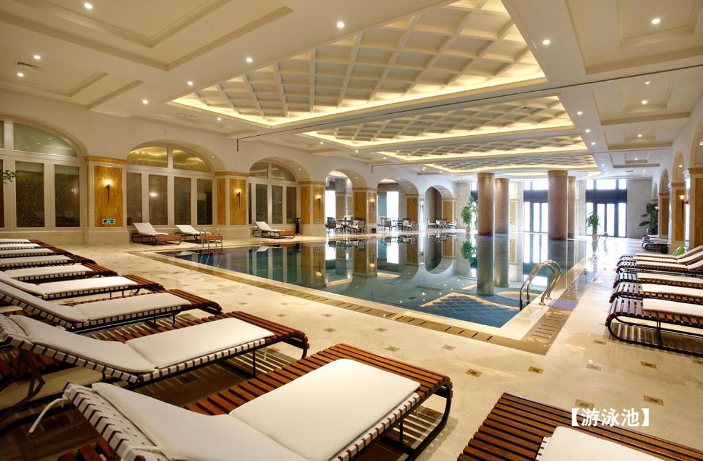 Landison Green Town Hotel Xinchang Ngoại thất bức ảnh